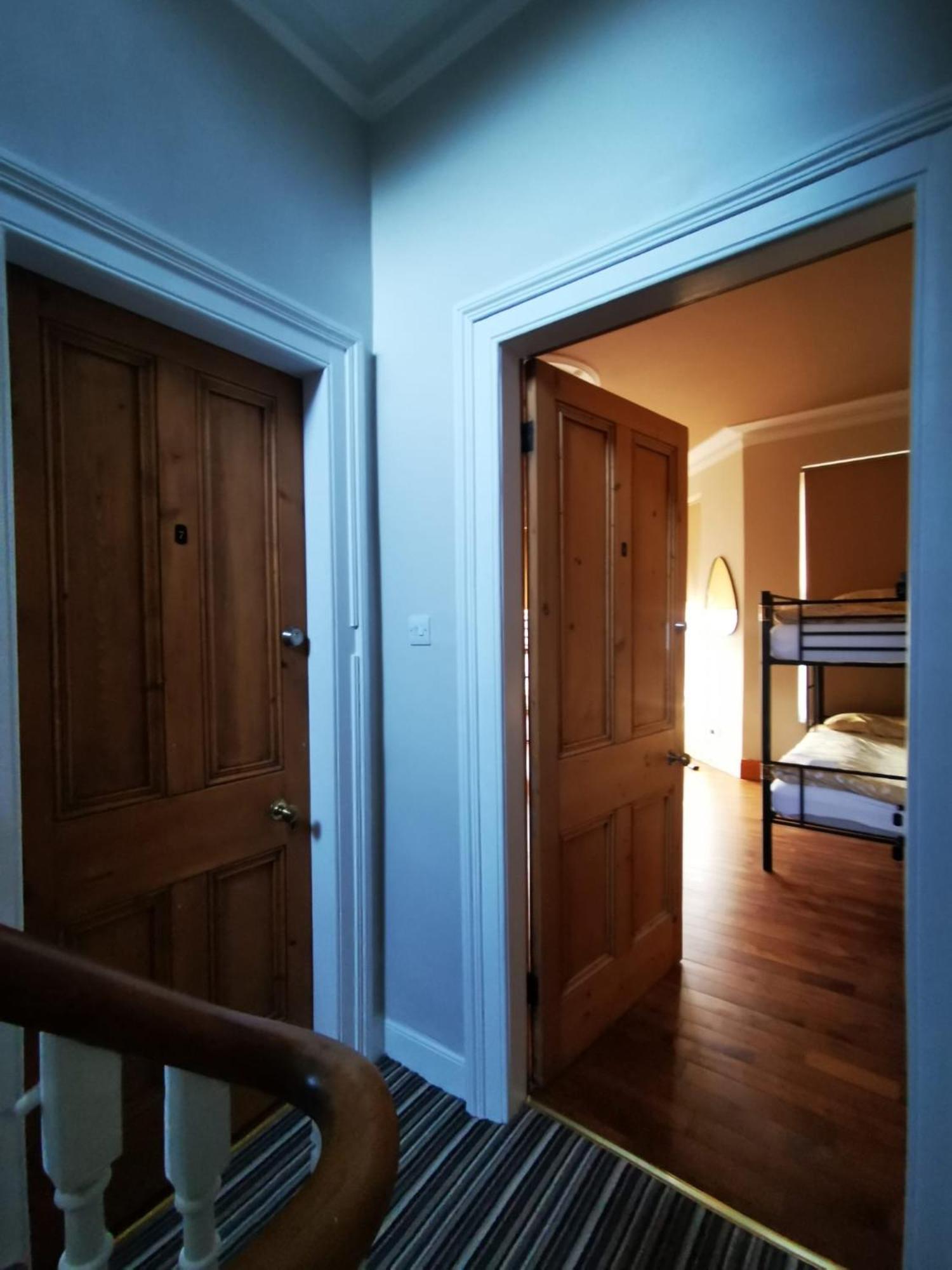 Gr8 Hostel At The Mount Belfast Esterno foto